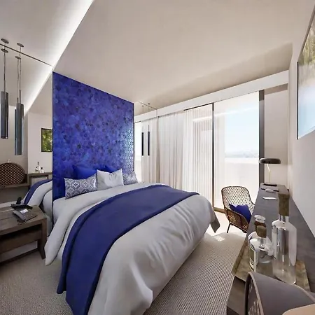 Jupiter - Rooftop & Hotel 4*